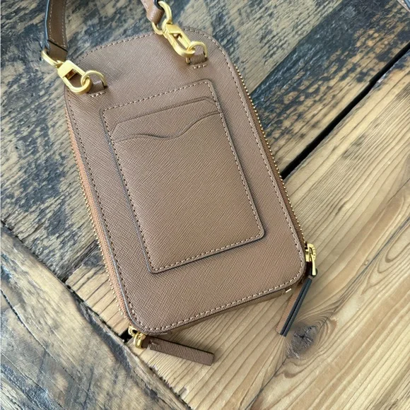 Gently used - Tory Burch Emerson Brown Leather Crossbody Bag - Picture 4 of 8